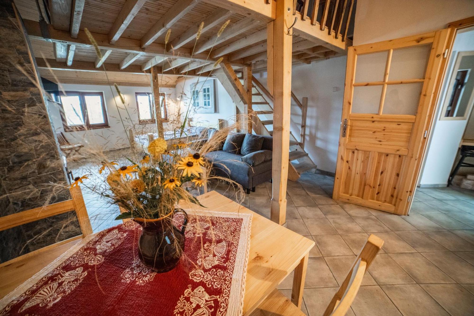 Vinny Sklep Kovarna - Nad Presovnou Rohatec Экстерьер фото