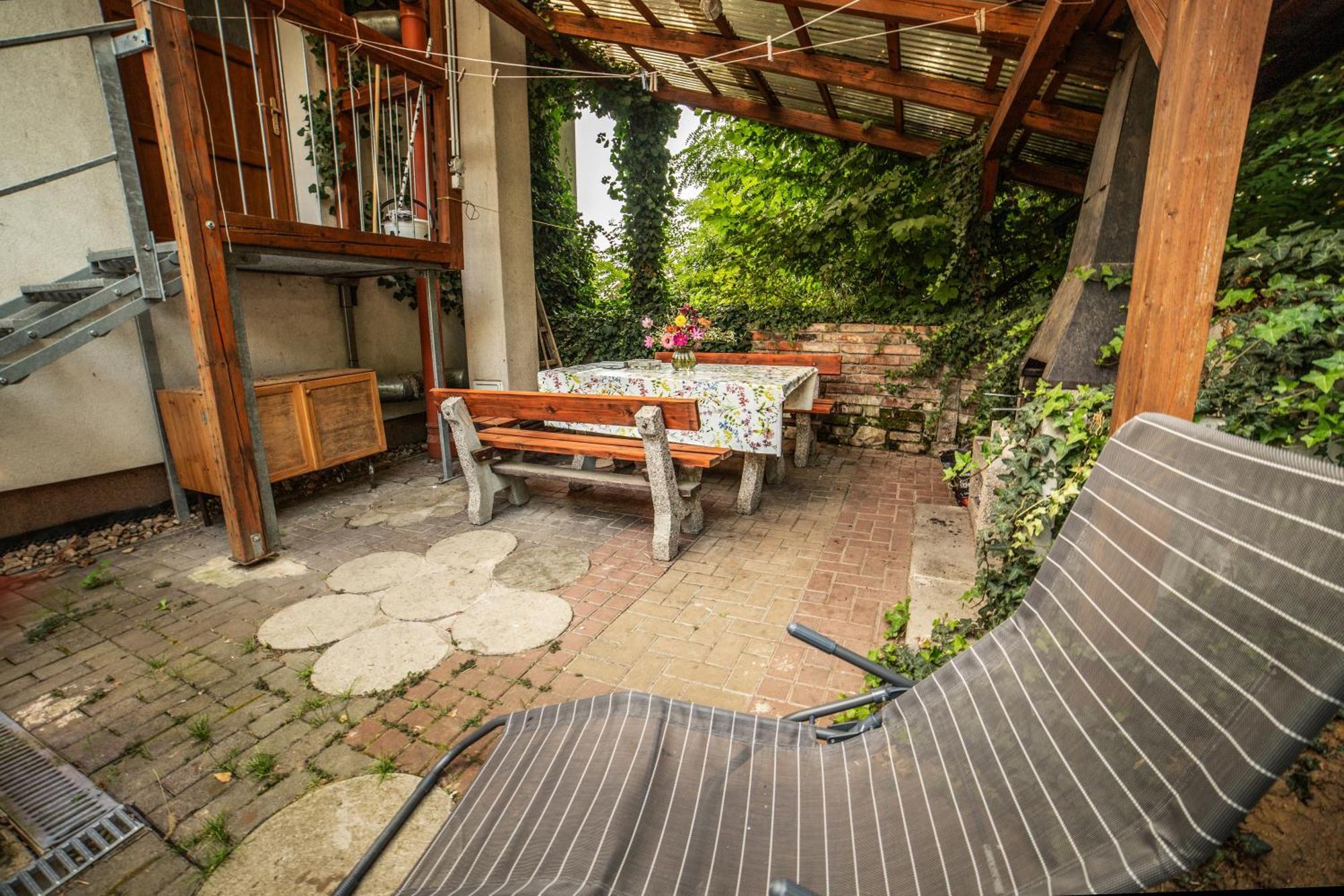 Vinny Sklep Kovarna - Nad Presovnou Rohatec Экстерьер фото